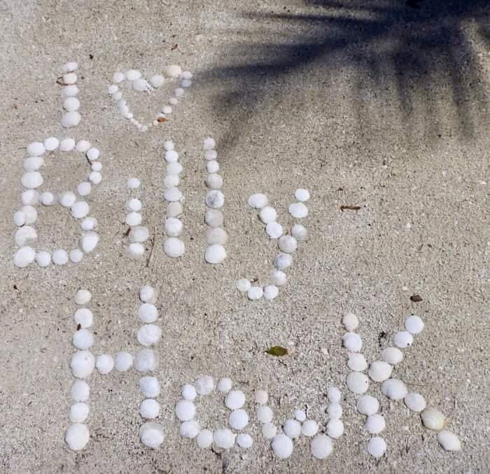 I love Billy Hawk written in seashells on the beach